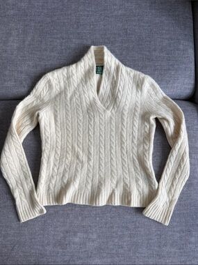Ralph Lauren 100% Cashmere Vintage V-Neck Sweater
